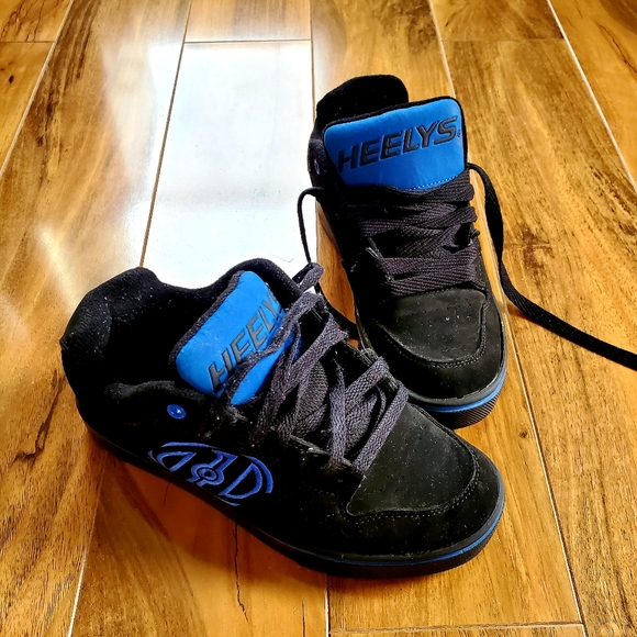 HEELYS Black/Royal Blue Skate Shoes - Youth 4 - Picture 5 of 10